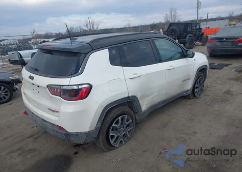 2021 Jeep Compass Trailhawk 4X4 z USA, uszkodzony, nr VIN 3C4NJDDB5MT519348